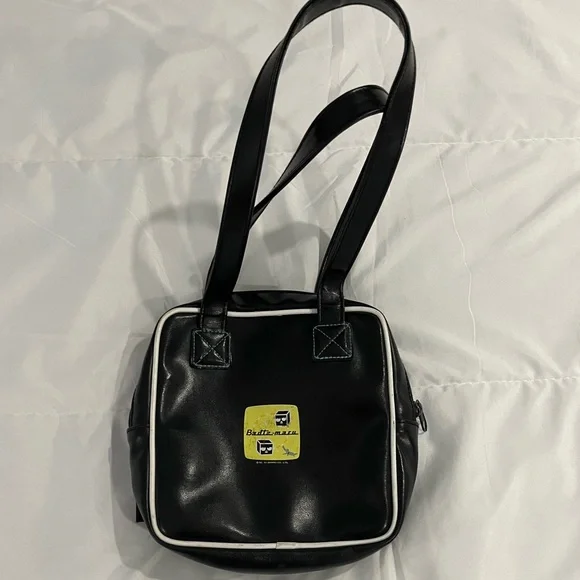 VTG Sanrio/Hello Kitty™️ Badtz Maru Handbag - Picture 3 of 6